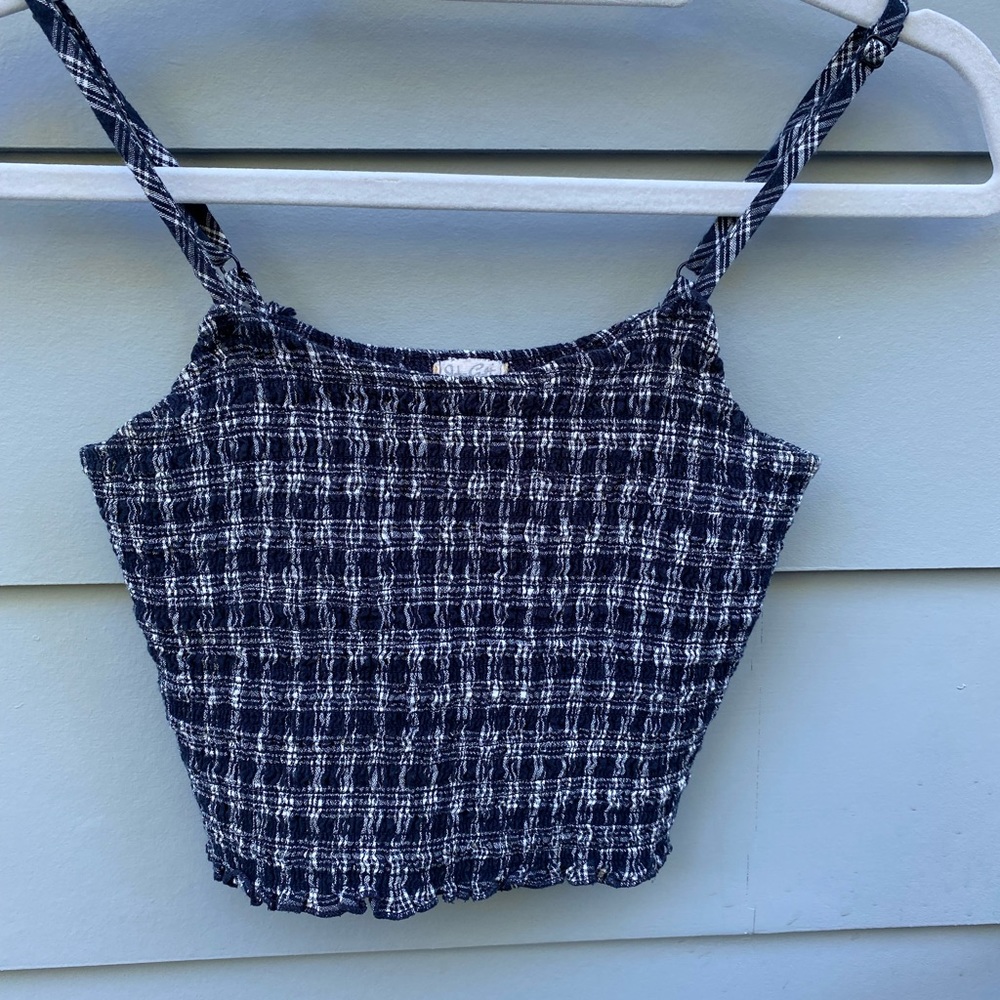 Brandy Melville crop top